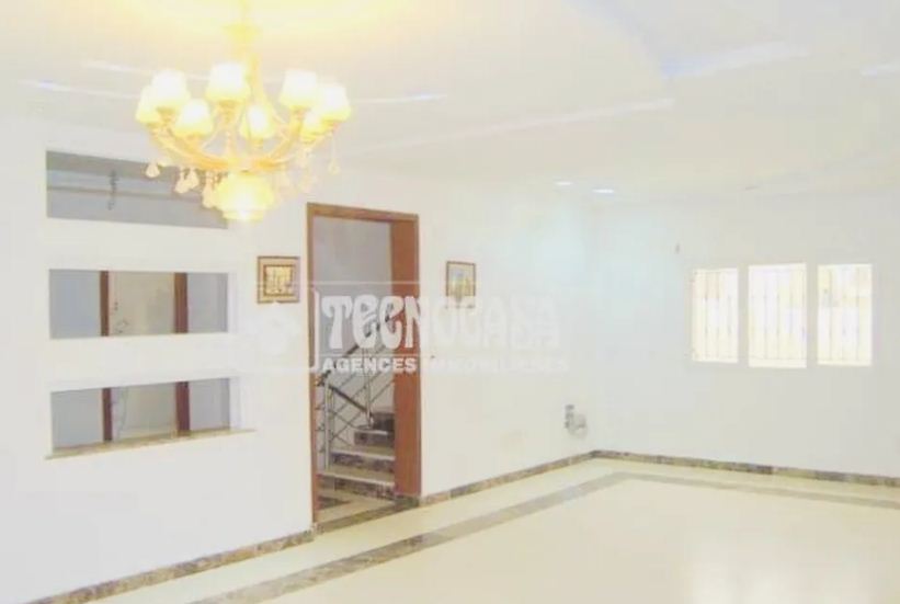 فيلا للإيجار Villa for rent